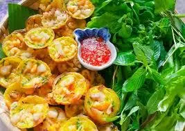 Hình ảnh Bánh khọt tôm thịt (4 tôm và 4 thịt)