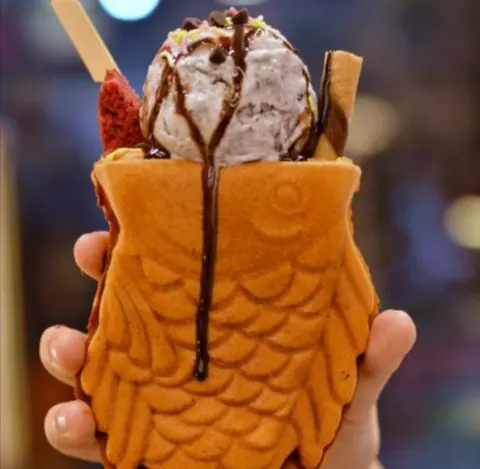 Hình ảnh Bánh Cá Kem Chocolate