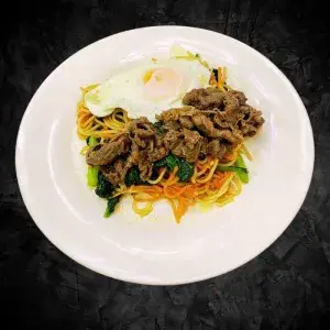 Hình ảnh Mì Ý xào bò trứng