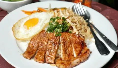 Hình ảnh Cơm sườn Chiên
