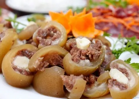 Hình ảnh Đuôi bò hấp gừng