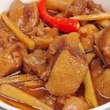 Hình ảnh Cơm vịt kho gừng