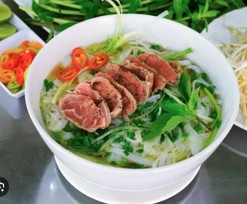 Hình ảnh Phở tái bắp hoa