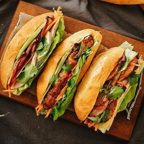 Hình ảnh Bánh mì thập cẩm