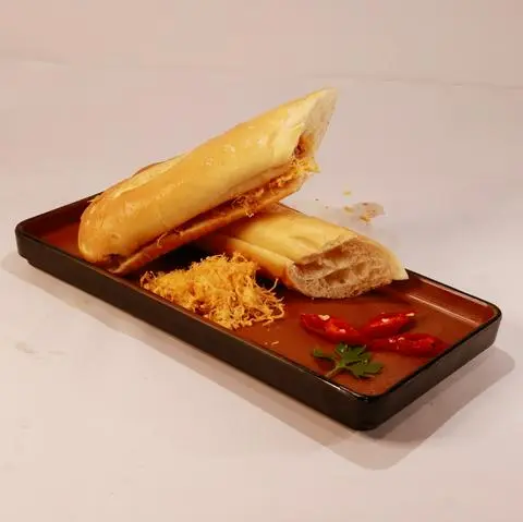 Hình ảnh Bánh Mì Que - Pate Đặc Biệt
