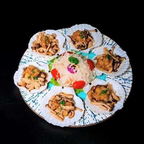 Hình ảnh Sò điệp Nhật nguyên vỏ xào bơ tỏi nấm 3 pcs - it04