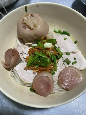 Hình ảnh Hủ tiếu giò thịt