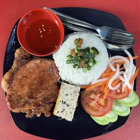 Hình ảnh Cơm sườn chả - nước sâm