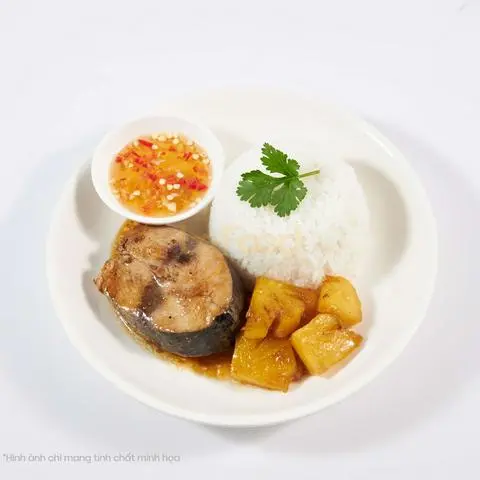 Hình ảnh Cơm cá ngừ kho thơm