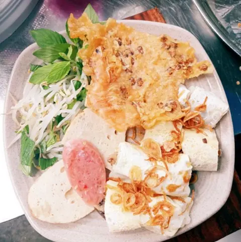 Hình ảnh Bánh cuốn trứng