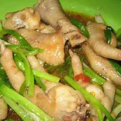 Hình ảnh Chân gà hấp hành