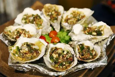 Hình ảnh Hàu nướng tiêu xanh