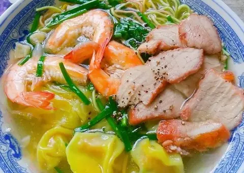 Hình ảnh Hoành thánh xá xíu