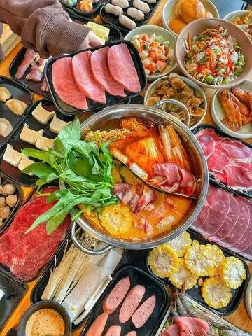 Hình ảnh Set lẩu thái tomyum 6 người Tặng bò tươi mực trứng 