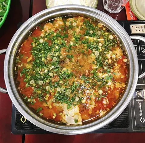 Hình ảnh Lẩu cua đồng - gà