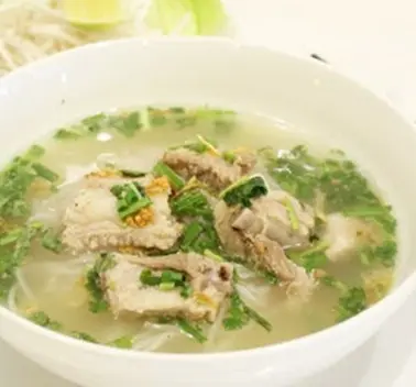 Hình ảnh Hủ tiếu sườn non gân