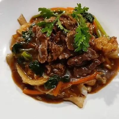 Hình ảnh Hủ tiếu xào bò sốt
