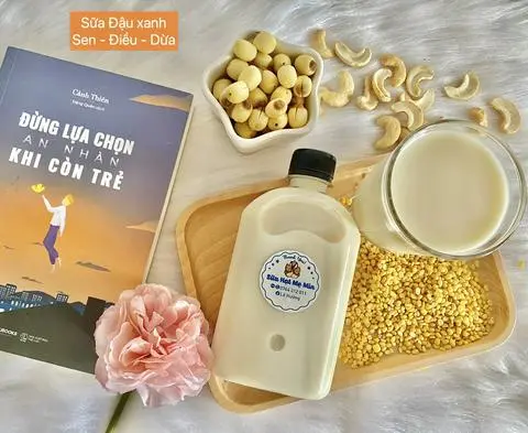 Hình ảnh Sữa đậu xanh - sen - điều - dừa