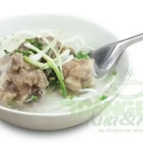 Hình ảnh Bánh canh xương lớn 