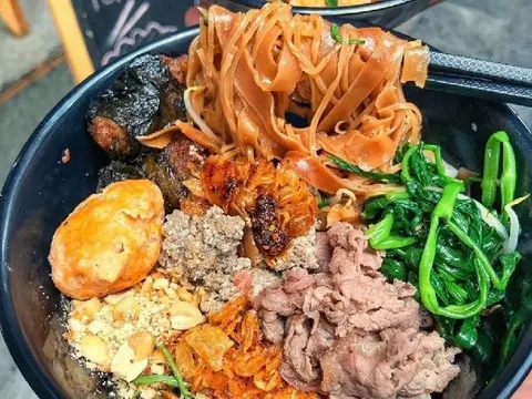 Hình ảnh Bánh đa cua Hải Phòng - trộn