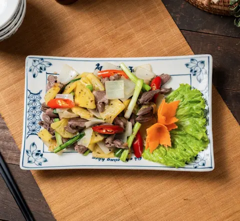 Hình ảnh Tim vịt xào dứa