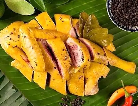 Hình ảnh Gà ủ muối hoa tiêu ôm trứng 1 con( chặt sẳn+ăn lạnh)