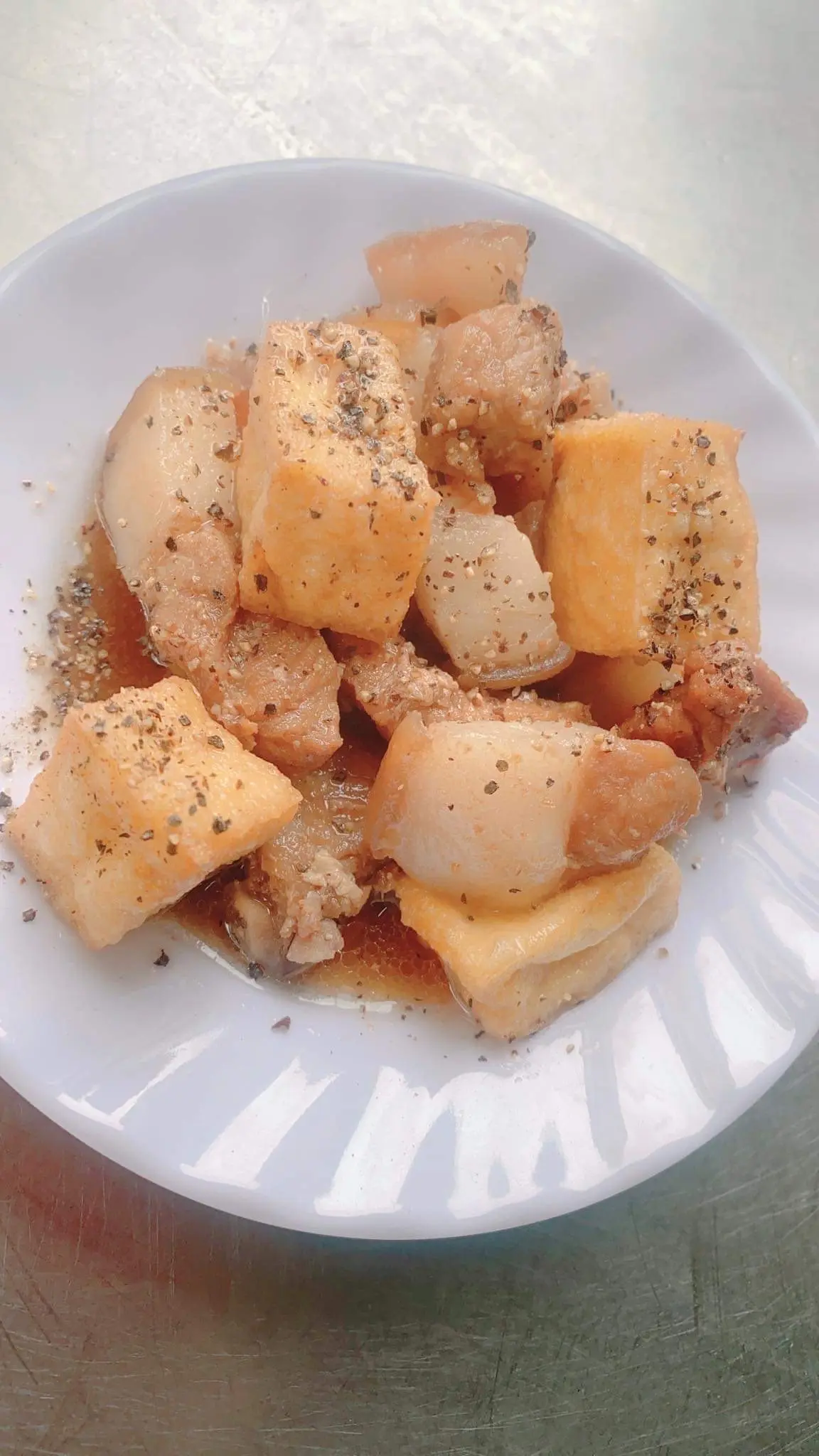 Hình ảnh Cơm thịt kho tiêu