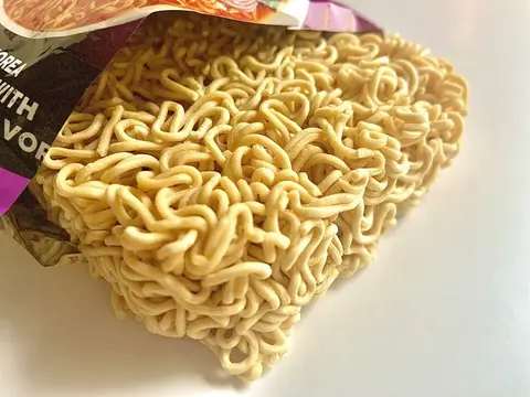 Hình ảnh 1 vắt mì thêm