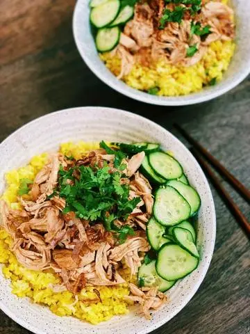 Hình ảnh Cơm Gà Xé