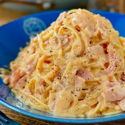 Hình ảnh Mỳ sốt phô mai và thịt xông khói - Carbonara