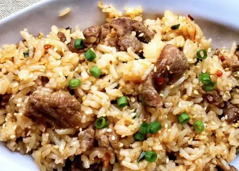 Hình ảnh Cơm chiên bò