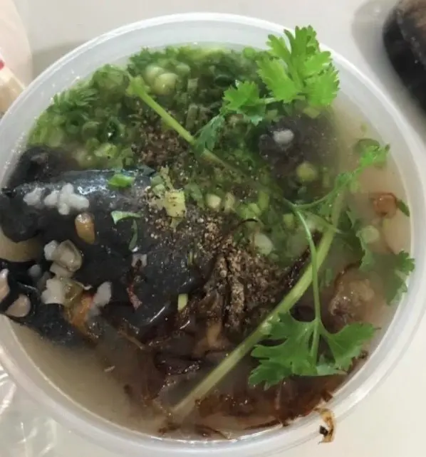 Hình ảnh Cháo gà ác đậu xanh hạt sen