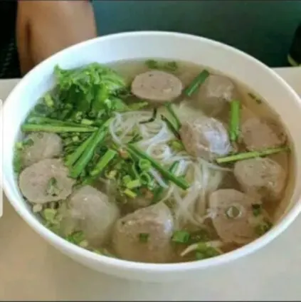 Hình ảnh Hủ tiếu gân viên
