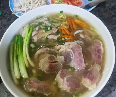 Hình ảnh Phở tái gân