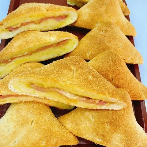 Hình ảnh TAM GIÁC XÚC XÍCH 