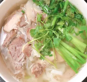 Hình ảnh Phở gầu