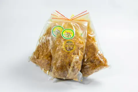 Hình ảnh Bánh tráng muối nhuyễn sợi muối tỏi Trang