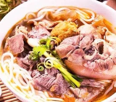 Hình ảnh Bún bò tái