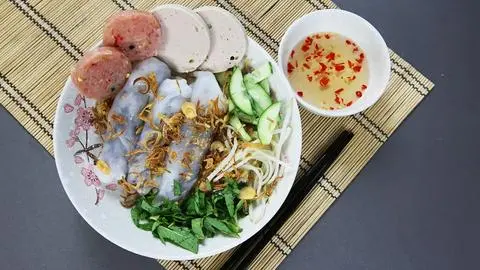 Hình ảnh Bánh cuốn nóng chả nem