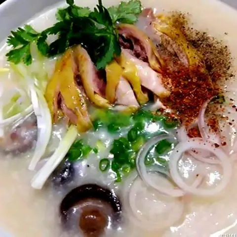 Hình ảnh Cháo đùi gà chặt