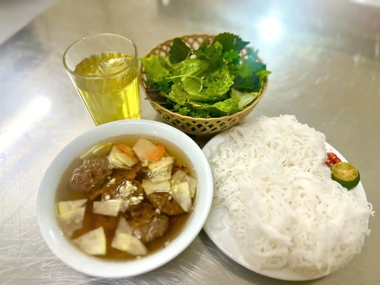 Hình ảnh Bún chả chấm ( món best seller của quán )
