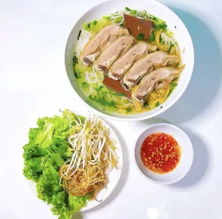 Hình ảnh Bún măng vịt