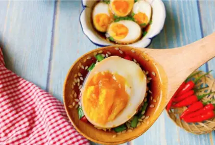 Hình ảnh Trứng ngâm thêm