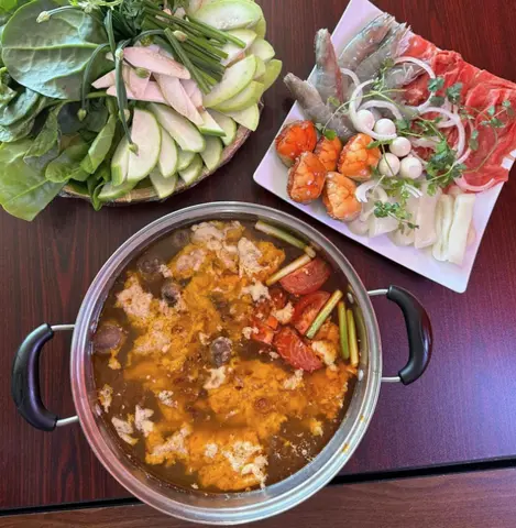 Hình ảnh Lẩu cua đồng - hải sản
