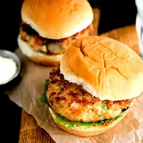 Hình ảnh BURGER BÒ TÔM
