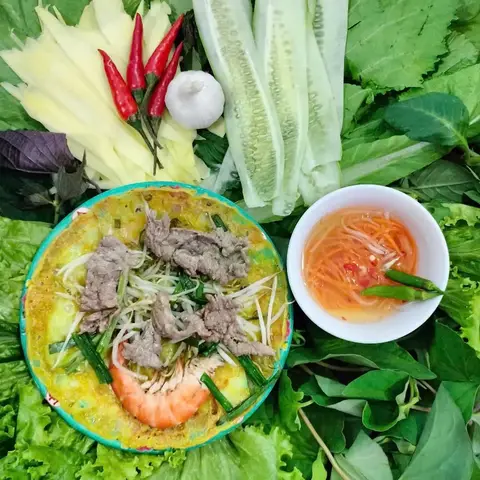 Hình ảnh Bánh xèo tôm - thịt bò siêu giòn