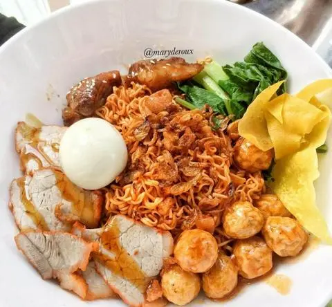 Hình ảnh Mì trộn thập cẩm