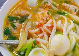 Hình ảnh Bánh canh cua - tôm - thịt - chả - trứng cút