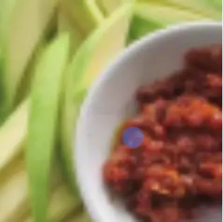 Hình ảnh Xoài Xanh Chấm Muối Tôm