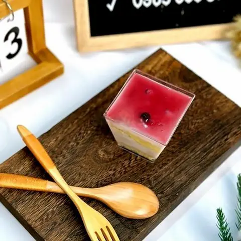 Hình ảnh Bánh panna cotta việt quất